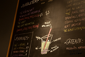 Menu des Zen Zoo (bubble Tea) de Baba Bulle, sur un grand tableau